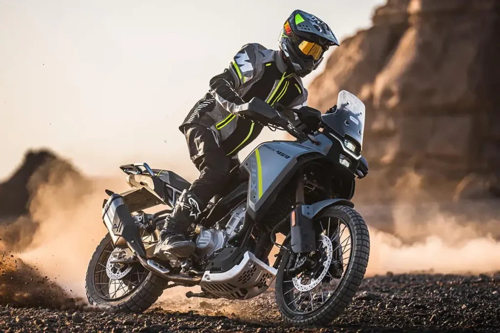 todos os detalhes da CFMoto Ibex 450