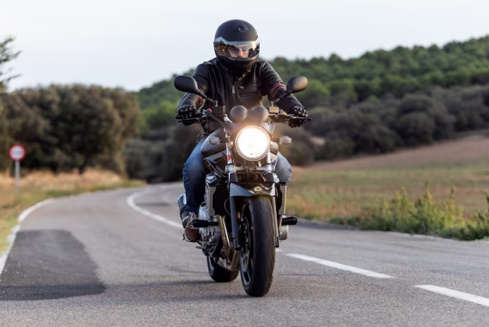 conheça as leis de trânsito antes de comprar uma moto