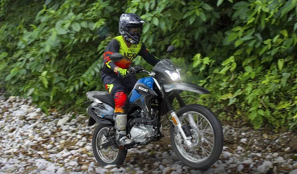 Suzuki lançou, lá fora, a nova NK 150 que queremos no Brasil