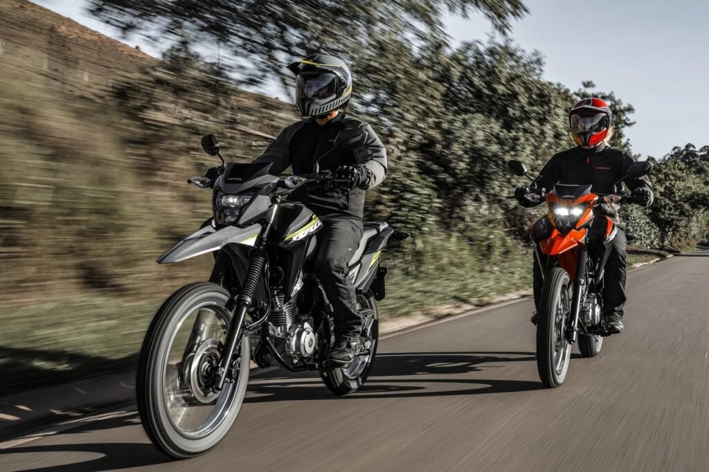 Bros 160 com fotos e preço atualizado da Fipe 2026