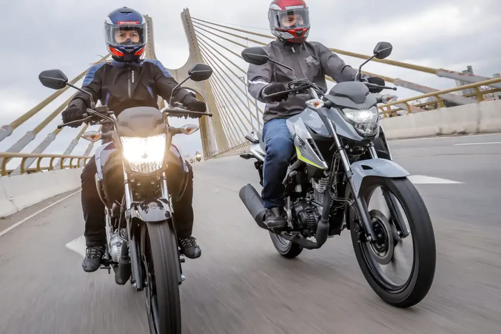 Carros patinam e motos dominam o ranking de vendas em 2026