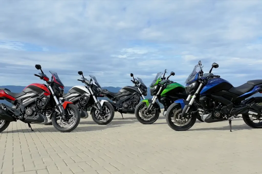 Dominar 400 e 250 com IPVA grátis; preços da nova promoção da Bajaj