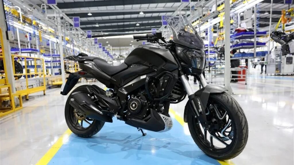 Bajaj anuncia parceria com Pirelli; veja os modelos