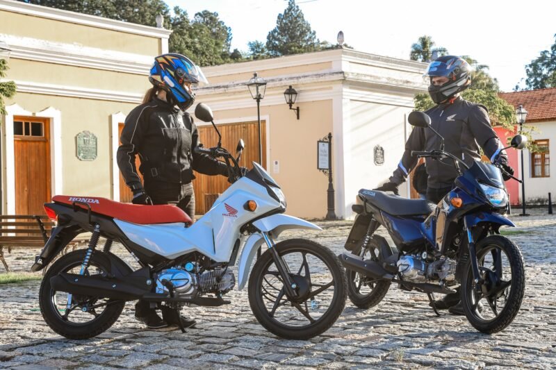 3 motos Honda com preço abaixo de R$ 15 mil