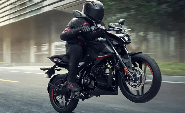 bajaj pulsar n150 2
