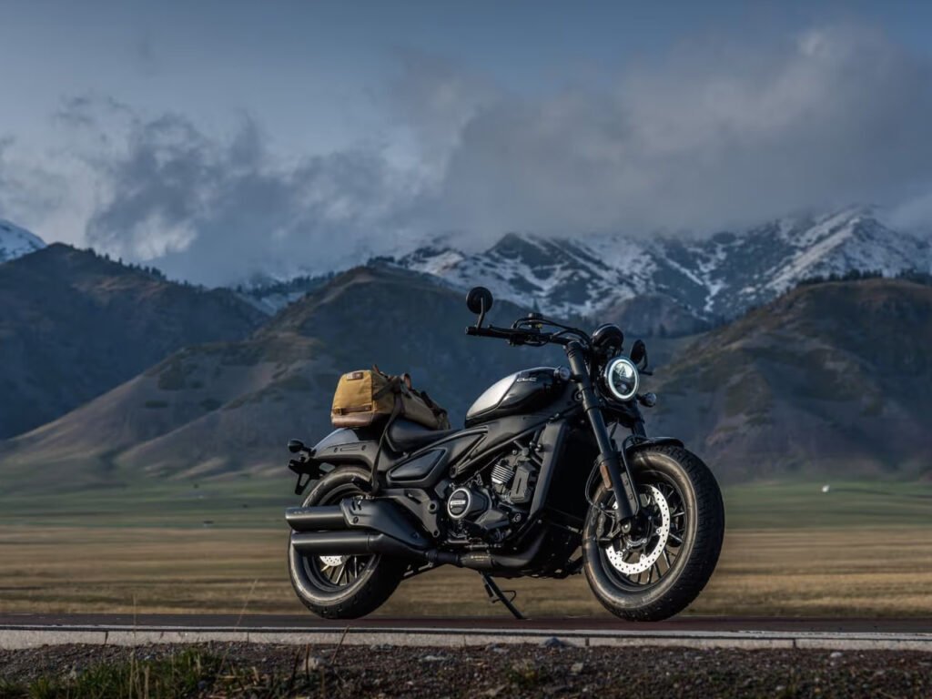 Vem pro Brasil? CFMOTO lança custom com de 550 cc lá fora