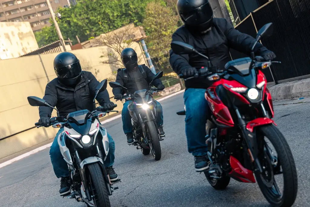 Vai comprar uma Bajaj? Veja o nosso top 3 de melhores motos