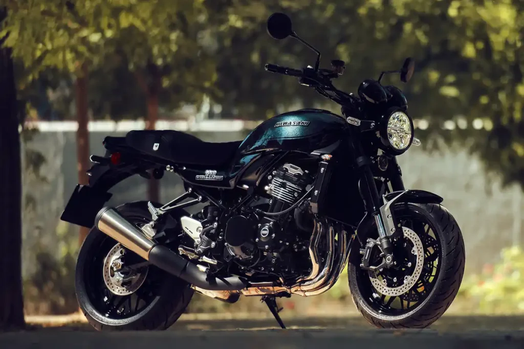 Kawasaki Z900RS 2027 6