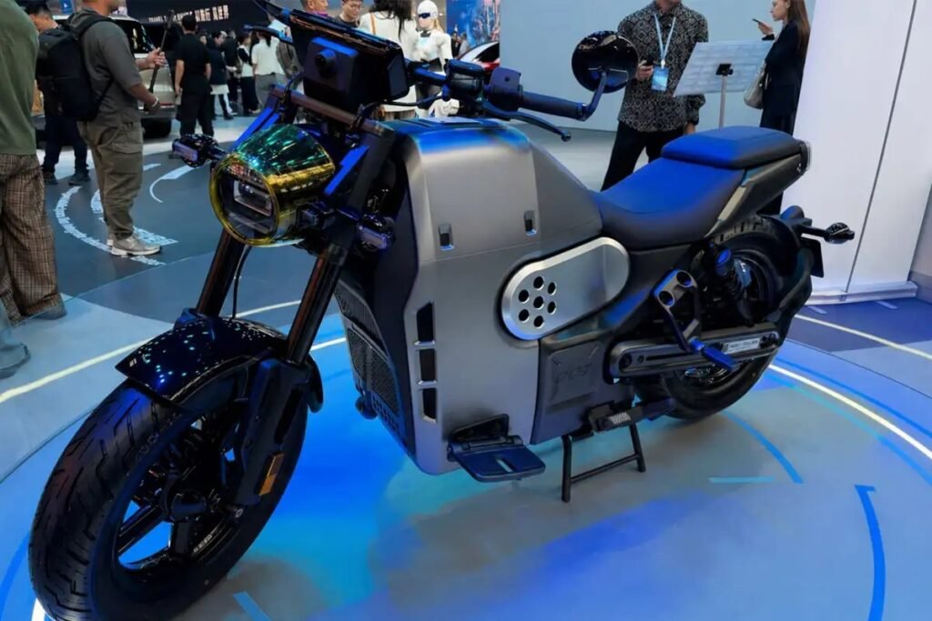 Moto elétrica com gerador a gasolina? isso pode resolver