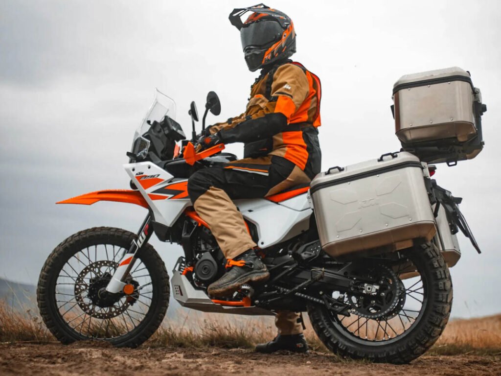 KTM 390 adventure R 1 1067x800 1