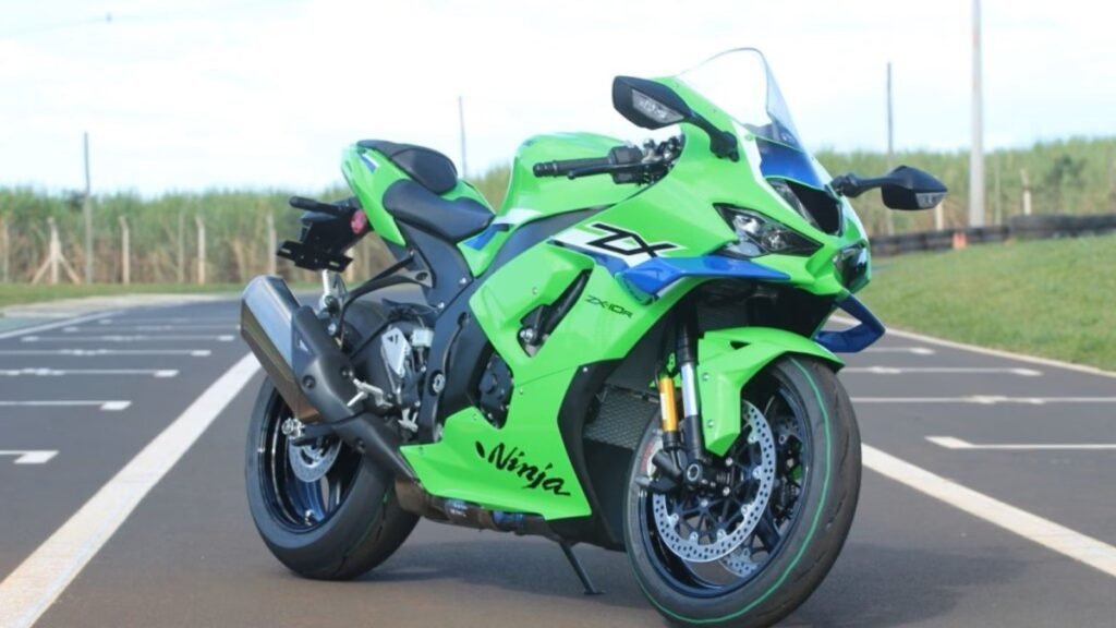Kawasaki Ninja ZX-10R 2027 é lançada por R$ 135.990