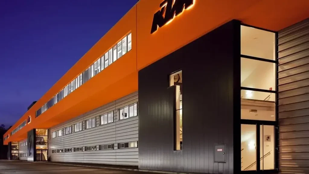 KTM vai mudar produção para a Índia? Descubra a verdade!